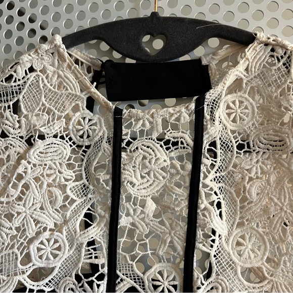 VGUC Cooper St Dress Black Skirt and White Lace top half Size 4 - Picture 3 of 11